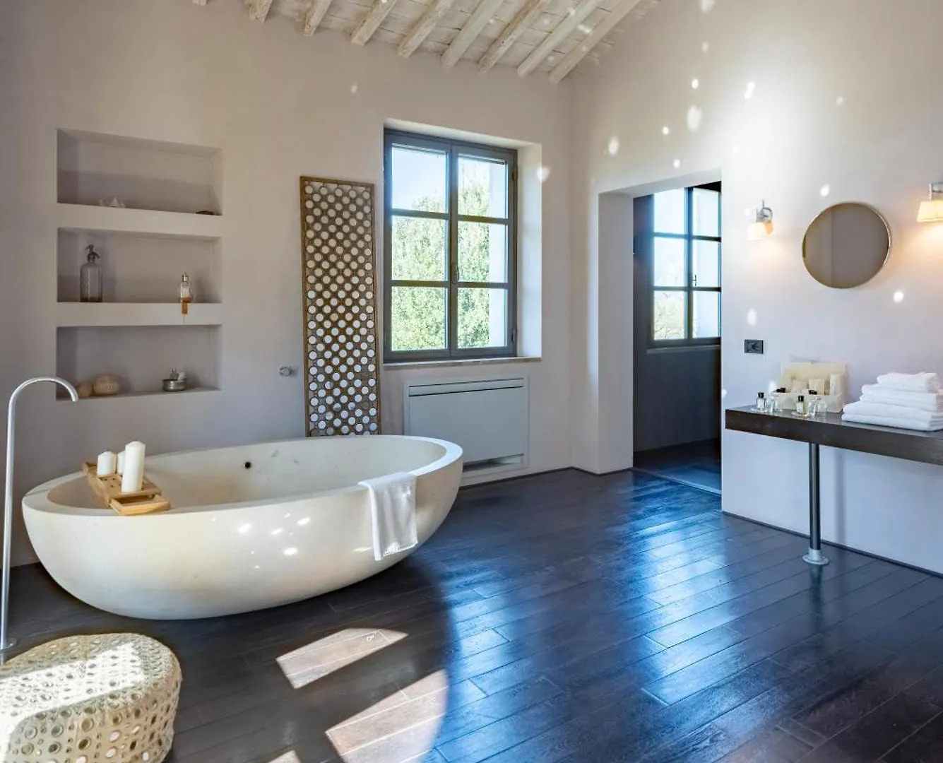 Villa Bergamotti With Pool, Comfort And View Buonconvento